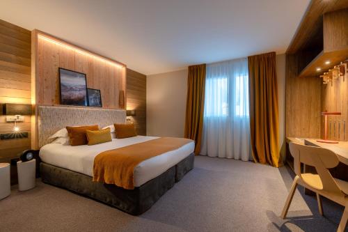 Superior Double or Twin Room with Spa Access