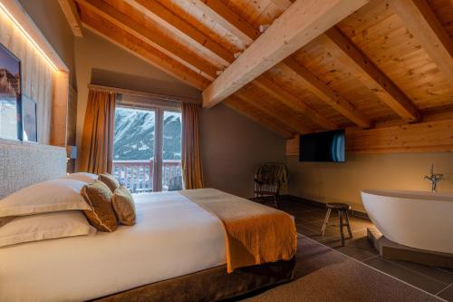 Two-Bedroom Suite with Spa Access