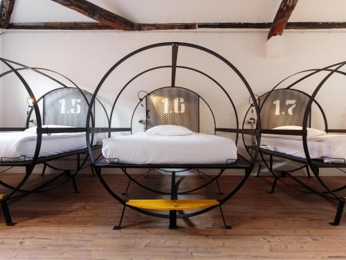 Bed in 8-Bed Mixed Dormitory Room