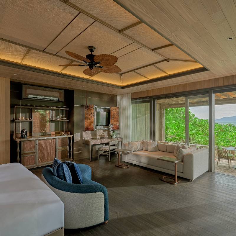 Beachfront Pool Villa
