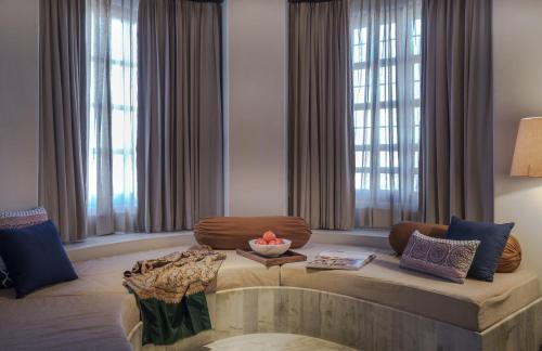 Royal Twin Suite