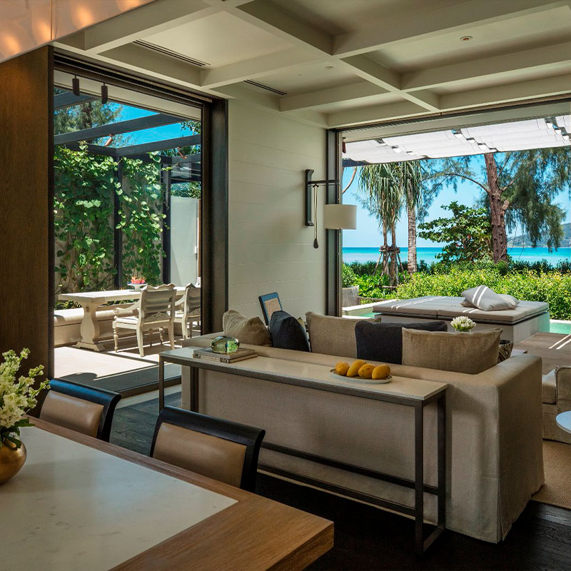 Beachfront Pool Villa King