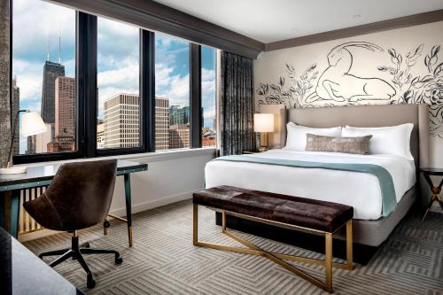 Suite, 1 King, Sofa bed