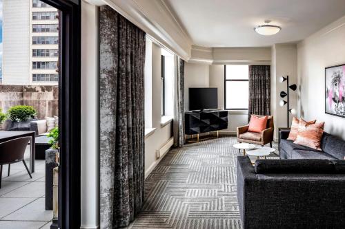 Terrace, Suite, 1 King, Sofa bed, City view
