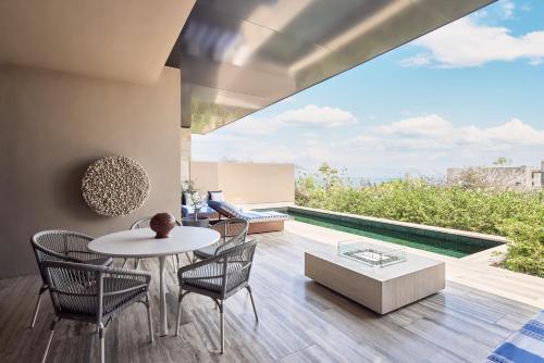 Cortes Resort View, 1 Bedroom Suite, 1 King, Sofa bed, Ground floor, Private pool, Terrace