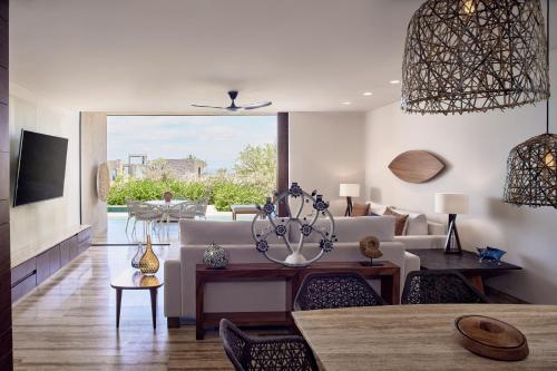 Cortes Resort View, 1 Bedroom Suite, 1 King, Sofa bed, Ground floor, Private pool, Terrace
