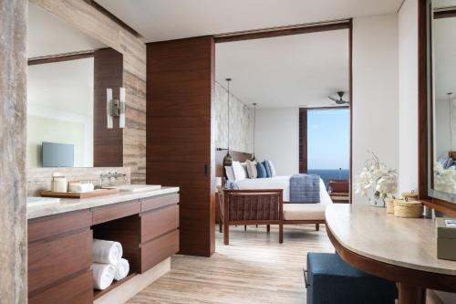 Cortes Beachfront 1 Bedroom Suite Ground Floor