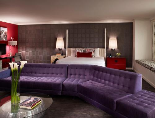 Ambassador King Suite