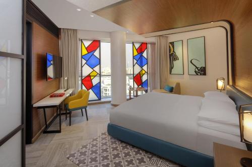 Extravagant Terrace Suite with Sea or Marina View – Free In Room Breakfast