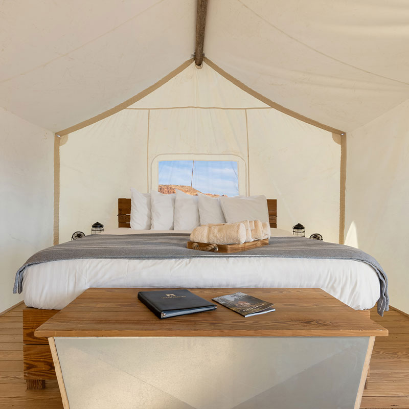 Suite with Kids Tent