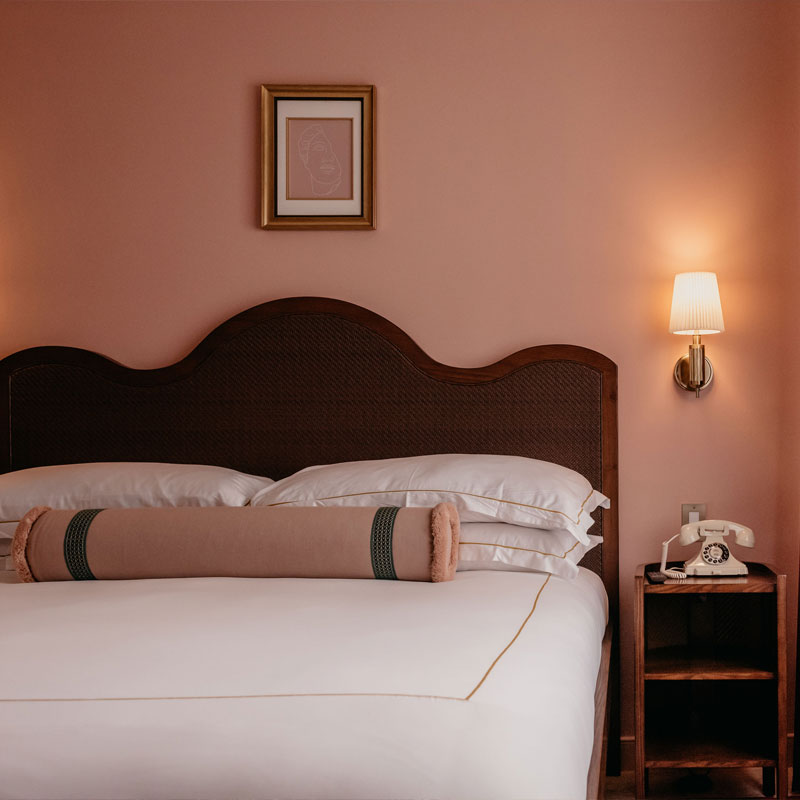 Superior King Room 