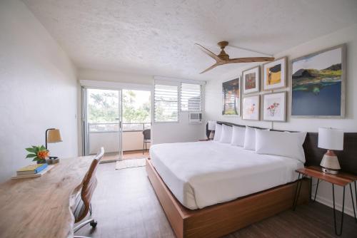 King Room with Balcony