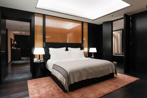 Deluxe Bund View Suite