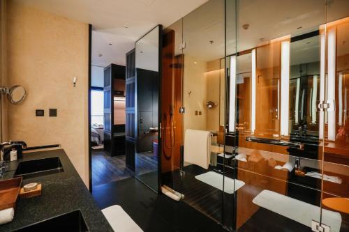 Premium Bund View Room