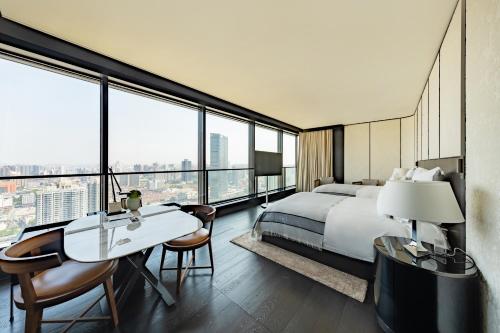 Premium City View Room (Twin)