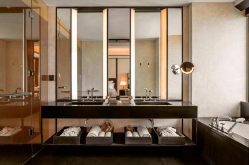 Premium City View Room (Twin)