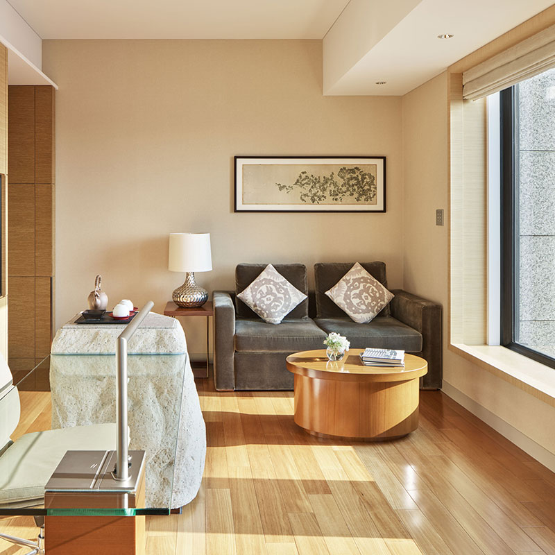 One Bedroom Club Suite with Living Area