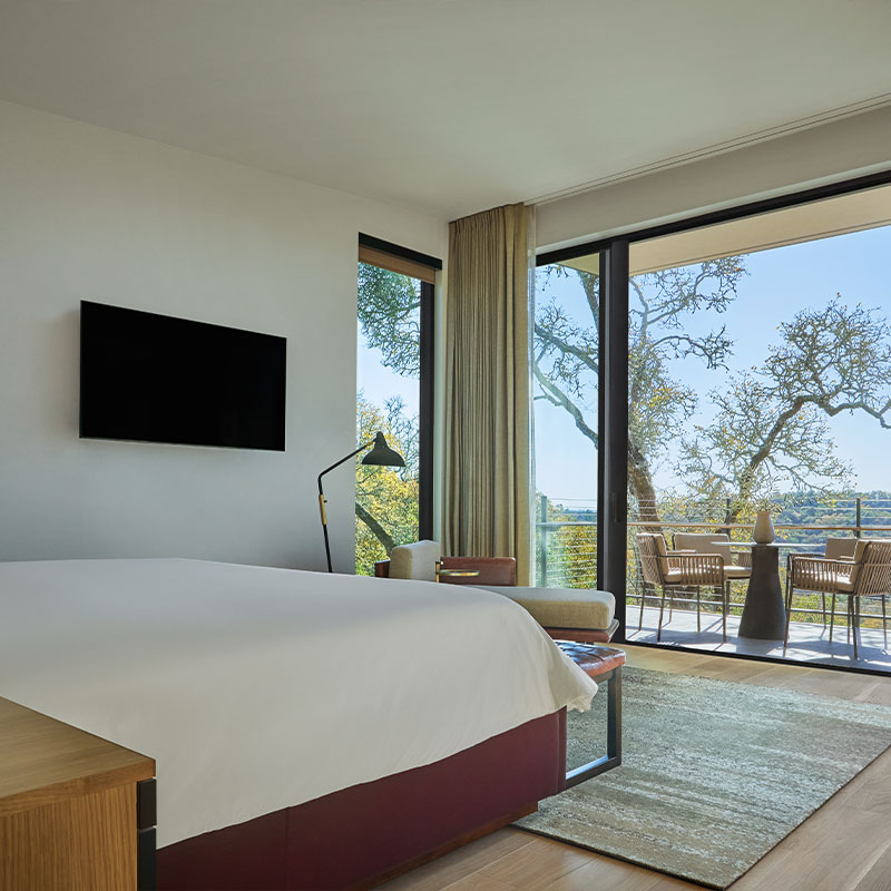 ADA Mountain King Room