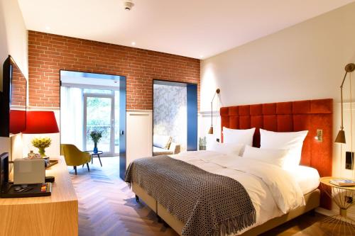 Family Suite with Garden View
