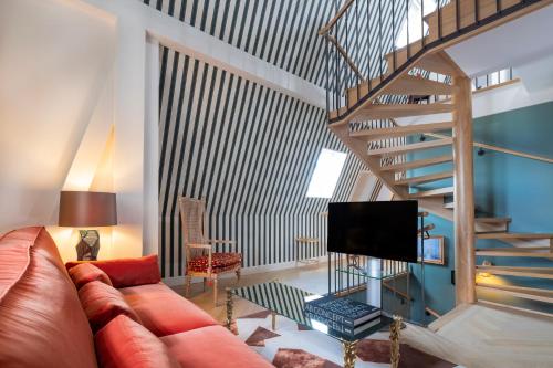 Two-Bedroom Suite with Rooftop Terrace