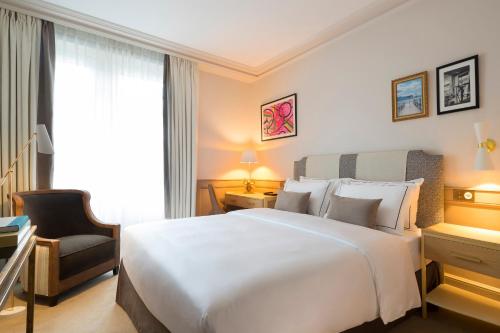 Classic Double Room with Shower