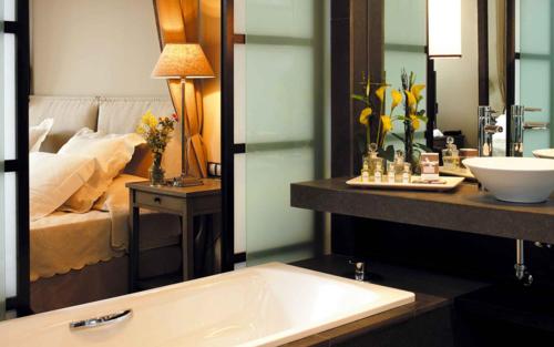 Deluxe Single Room