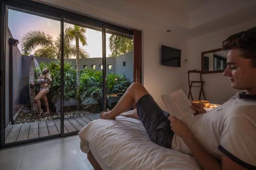 Four-Bedroom Villa with Private Pool (3)