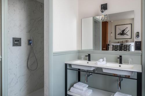 Elegance Double Room