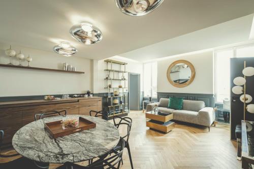 Executive Suite with Terrace and Jacuzzi