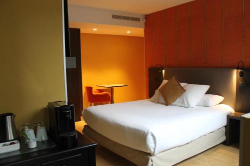 Comfort Room - Mobility Accessible