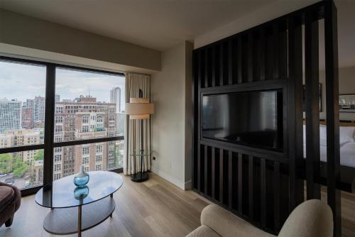 Junior Suite with Accessible Shower - Disability Access