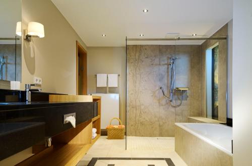 Junior Suite with Ocean View in the guest house