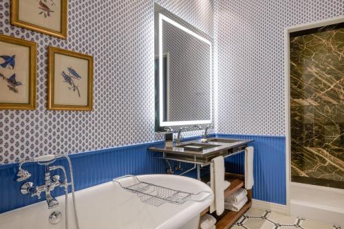Premium Deluxe King or Twin Room
