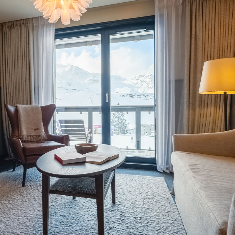 Junior Suite Mountain View