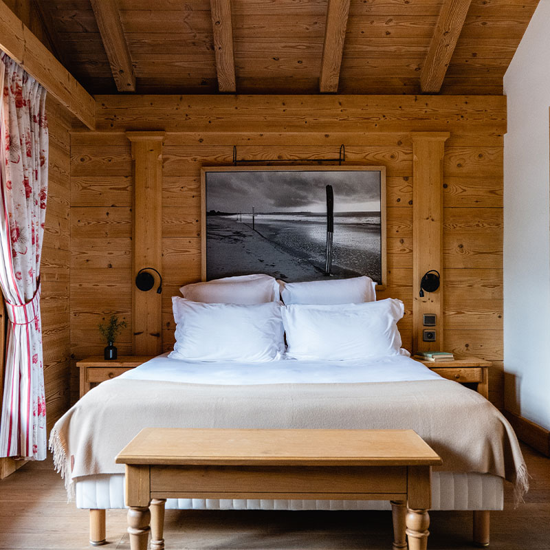 Firmin, Six-Bedroom Chalet