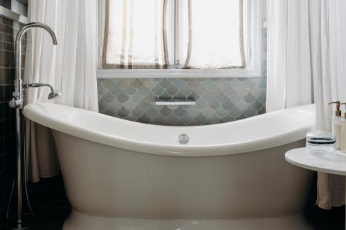 Deluxe Suite Bonnier de la Mosson