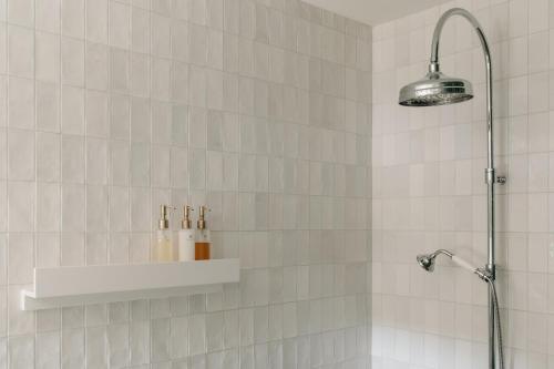 Deluxe Double Room with Shower Aurore