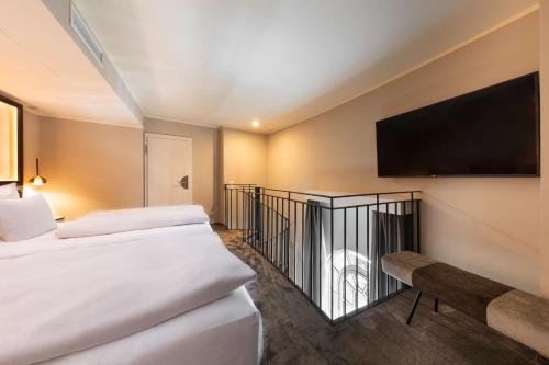 Tower Duplex Twin Suite