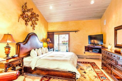 Four-Bedroom Penthouse Suite with Mountain View - Top Floor