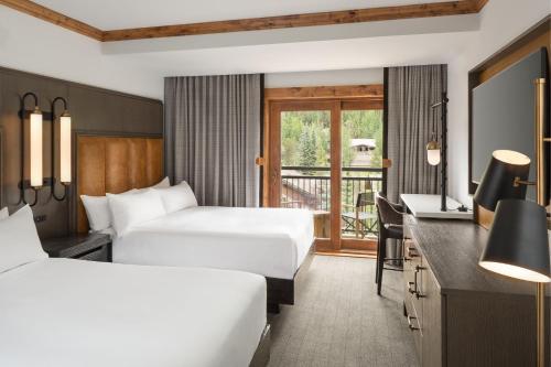 Double Room with Two Double Beds, Balcony and Mountain View