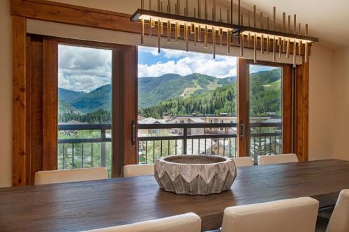 Three-Bedroom Penthouse Suite with Fireplace and Balcony