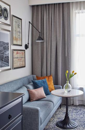 Queen Room with Two Queen Beds and Shower - Mobility and Hearing Accessible