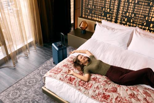 Studio Suite, 1 King, City view