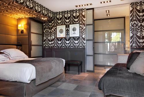 Junior Suite (2 Adults)
