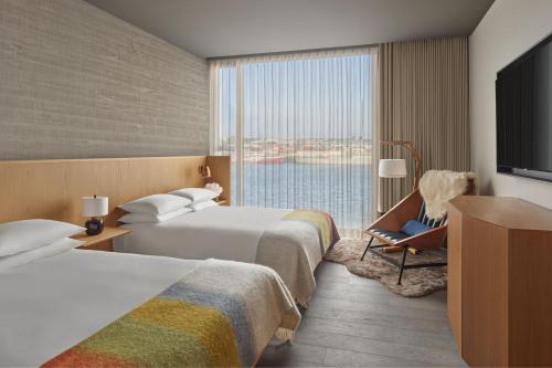 Superior Queen Room with Two Queen Beds - High Floor