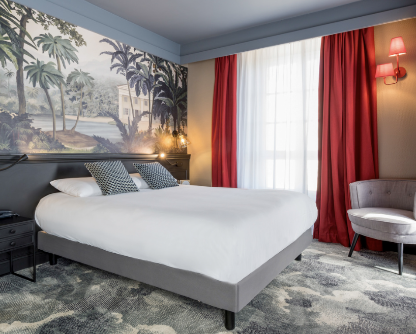 Privilege Room - 1 Queen Bed