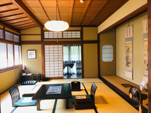 Japanese-Style Suite - "Tenraku" - Room Only