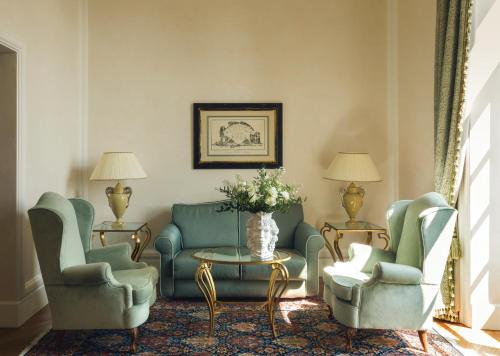 Family Room - Villa Flora (Detached)