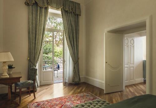 Family Room - Villa Flora (Detached)