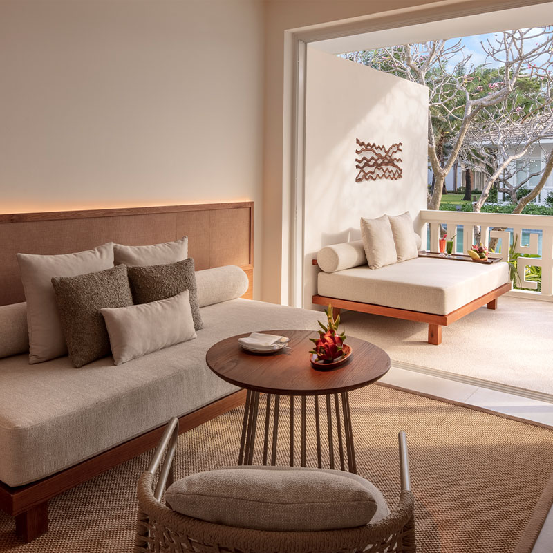 Deluxe Suite with Pool View
